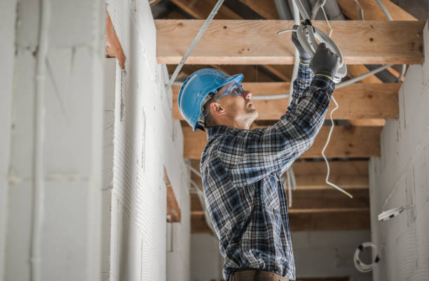Best Affordable Emergency Electrician  in Clinton, OK
